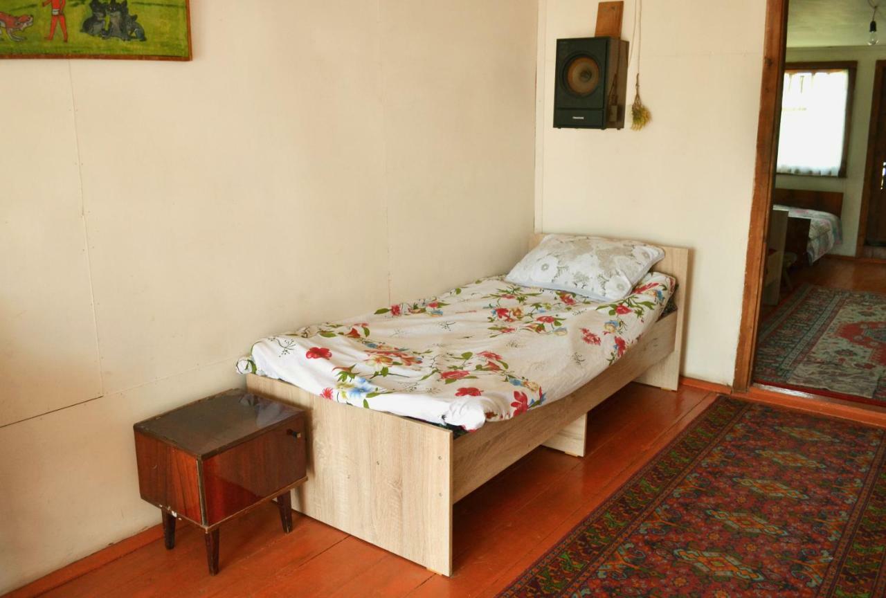 Guesthouse Bermet Tong エクステリア 写真
